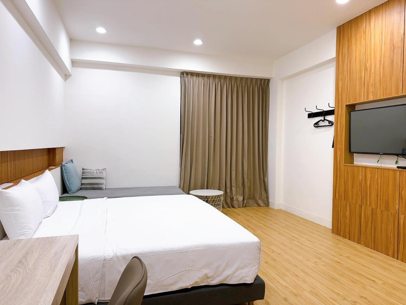 Sleep Jia Apartment Tainan Bagian luar foto